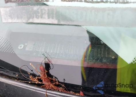 1997 Chevrolet C1500 Fleetside from USA, damaged, VIN 2GCEC19R5V1164327